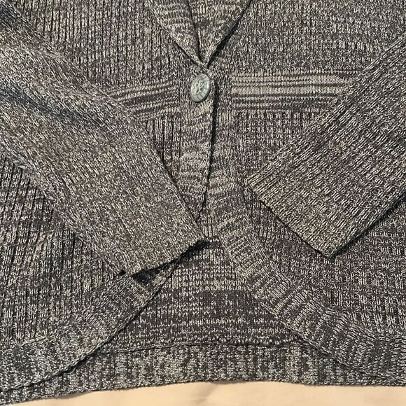 Apt9 size XL heathered grey 1 button front with rounded hem cardigan EUC - Picture 3 of 7
